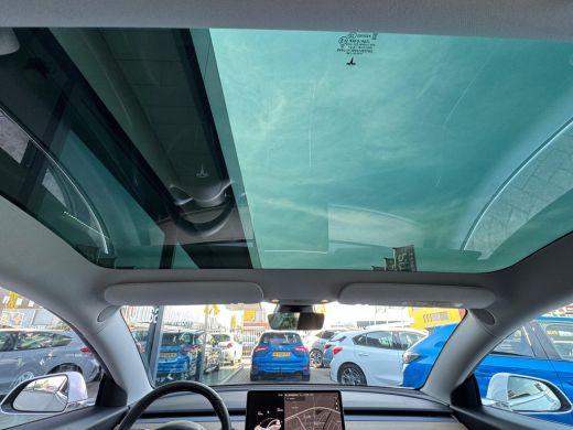 Tesla Model 3 Standard RWD Plus 60 kWh |NL AUTO | CAMERA | LEDER | PANO ActivLease financial lease