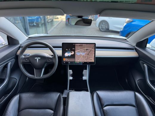 Tesla Model 3 Standard RWD Plus 60 kWh |NL AUTO | CAMERA | LEDER | PANO ActivLease financial lease