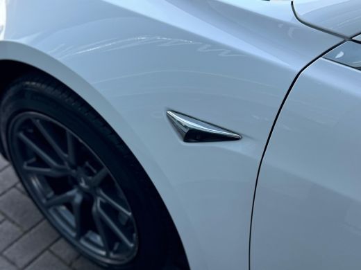 Tesla Model 3 Standard RWD Plus 60 kWh |NL AUTO | CAMERA | LEDER | PANO ActivLease financial lease