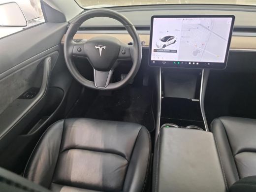 Tesla Model 3 Standard RWD Plus 60 kWh NL AUTO | CAMERA | LEDER | PANO ActivLease financial lease