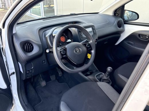 Toyota Aygo 1.0 VVT-i x-fun **AIRCO/ BLUETOOTH/ 36 MAANDEN GARANTIE** ActivLease financial lease