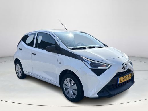Toyota Aygo 1.0 VVT-i x-fun **AIRCO/ BLUETOOTH/ 36 MAANDEN GARANTIE** ActivLease financial lease