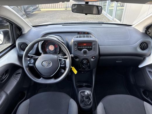 Toyota Aygo 1.0 VVT-i x-fun **AIRCO/ BLUETOOTH/ 36 MAANDEN GARANTIE** ActivLease financial lease