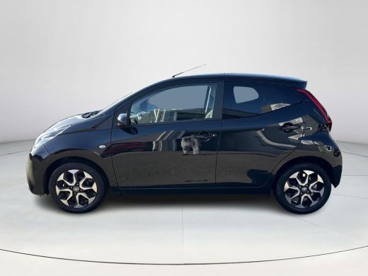 Toyota Aygo 1.0 VVT-i x-joy **APPLE CARPLAY/ BEGRENZER/ 36 MAANDEN GARANTIE** ActivLease financial lease