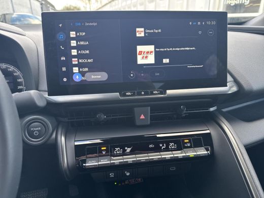 Toyota C-HR 1.8 Hybrid 140 First Edition Bi-tone ActivLease financial lease