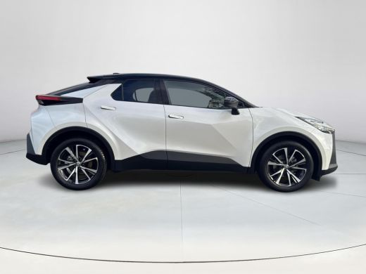Toyota C-HR 1.8 Hybrid 140 First Edition Bi-tone ActivLease financial lease