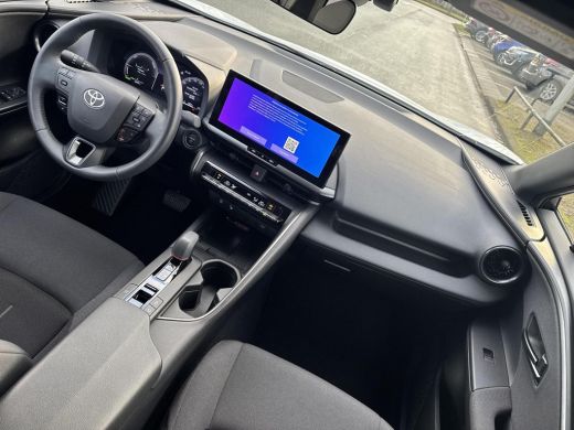Toyota C-HR 1.8 Hybrid 140 First Edition Bi-tone ActivLease financial lease