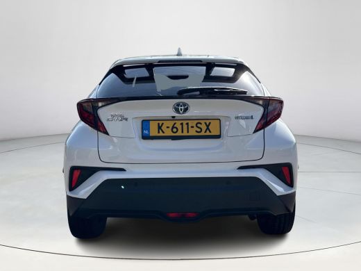 Toyota C-HR 1.8 Hybrid Style **NAVIGATIE/ STOELVERWARMING/ DODEHOEK DETECTIE/ 36 MAANDEN GARANTIE** ActivLease financial lease