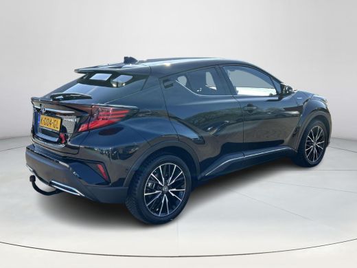 Toyota C-HR 2.0 Hybrid Executive ActivLease financial lease