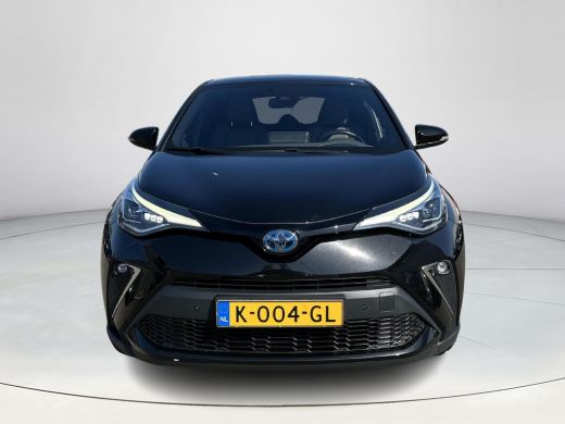 Toyota C-HR 2.0 Hybrid Executive ActivLease financial lease