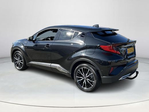 Toyota C-HR 2.0 Hybrid Executive ActivLease financial lease