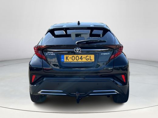 Toyota C-HR 2.0 Hybrid Executive ActivLease financial lease