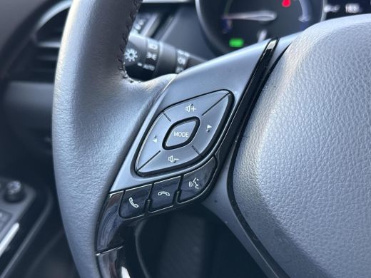 Toyota C-HR 2.0 Hybrid Style **NAVIGATIE/ STOELVERWARMING/ DODEHOEK DETECTIE/ 36 MAANDEN GARANTIE** ActivLease financial lease