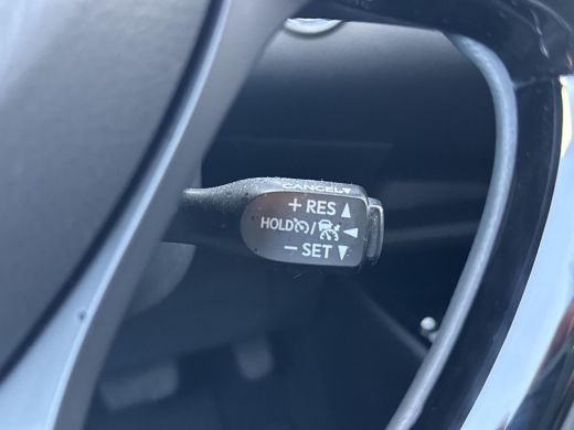 Toyota C-HR 2.0 Hybrid Style **NAVIGATIE/ STOELVERWARMING/ DODEHOEK DETECTIE/ 36 MAANDEN GARANTIE** ActivLease financial lease