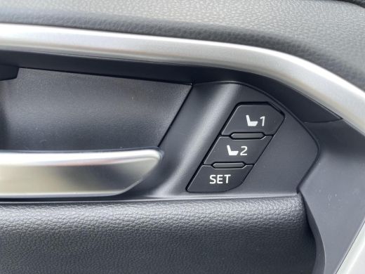 Toyota RAV4 2.5 Plug-in Hybrid AWD Bi-Tone Plus ActivLease financial lease