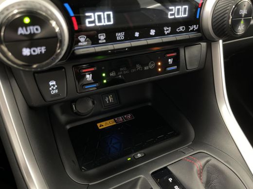 Toyota RAV4 2.5 Plug-in Hybrid AWD Bi-Tone Plus ActivLease financial lease