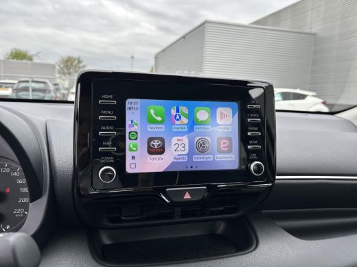 Toyota Yaris 1.5 Hybrid Active ActivLease financial lease