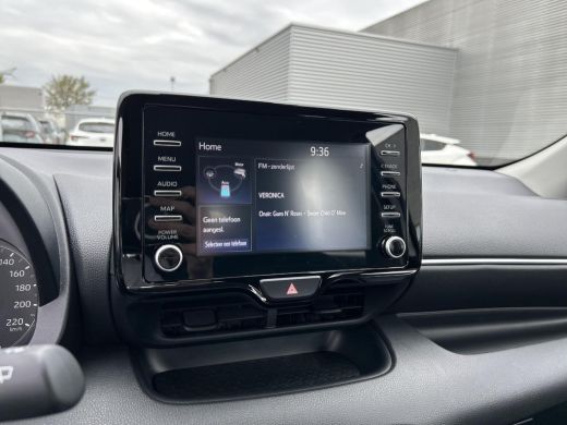 Toyota Yaris 1.5 Hybrid Active ActivLease financial lease