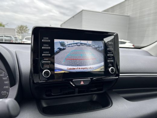 Toyota Yaris 1.5 Hybrid Active ActivLease financial lease