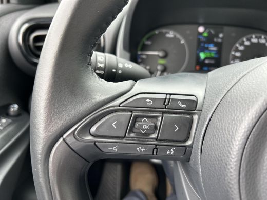 Toyota Yaris 1.5 Hybrid Active ActivLease financial lease