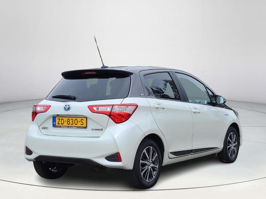 Toyota Yaris 1.5 Hybrid Y20 | Bi-Tone | Automaat | Navigatie | Rijklaarprijs incl. garantie | ActivLease financial lease