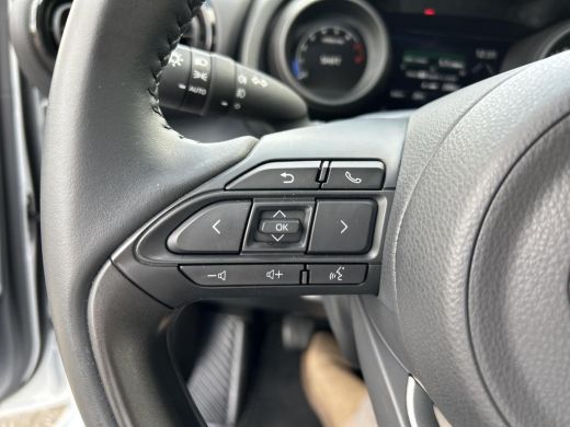 Toyota Yaris 1.5 VVT-i Dynamic ActivLease financial lease