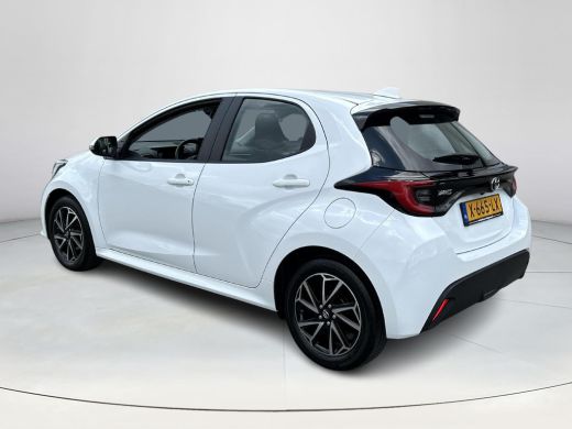 Toyota Yaris 1.5 VVT-i Dynamic ActivLease financial lease