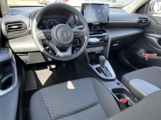 Toyota Yaris Cross 1.5 Hybrid 115 Active Private lease vanaf €385,- p.m.! ActivLease financial lease