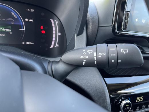 Toyota Yaris Cross 1.5 Hybrid 115 Active Private lease vanaf €385,- p.m.! ActivLease financial lease