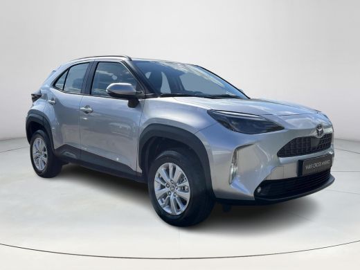 Toyota Yaris Cross 1.5 Hybrid 115 Active Private lease vanaf €385,- p.m.! ActivLease financial lease