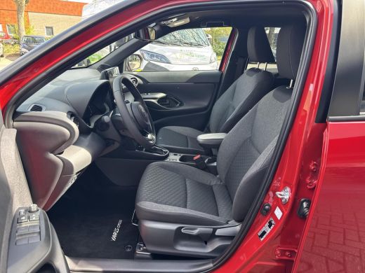 Toyota Yaris Cross 1.5 Hybrid 130pk First Edition Comfort Pack | 06-10141018 Voor meer informatie ActivLease financial lease