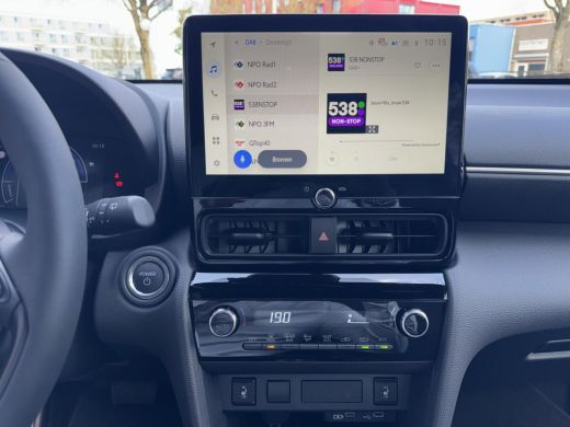 Toyota Yaris Cross 1.5 Hybrid 130pk First Edition Comfort Pack | 06-10141018 Voor meer informatie ActivLease financial lease