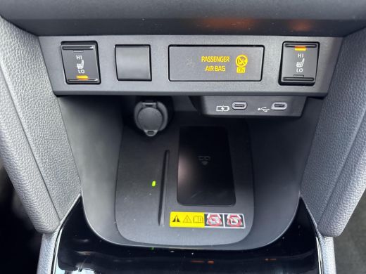 Toyota Yaris Cross 1.5 Hybrid 130pk First Edition Comfort Pack | 06-10141018 Voor meer informatie ActivLease financial lease