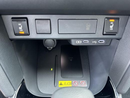 Toyota Yaris Cross 1.5 Hybrid 130pk First Edition Comfort Pack 06-10141018 Voor meer informatie ActivLease financial lease