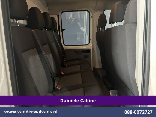 Volkswagen Crafter 2.0 TDI 140 pk Pick up Open laadbak Dubbele Cabine Euro6 Airco | 7-Zits | Navigatie | 2800kg Trek... ActivLease financial lease