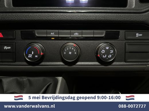 Volkswagen Crafter 2.0 TDI 140 pk Pick up Open laadbak Dubbele Cabine Euro6 Airco | 7-Zits | Navigatie | 2800kg Trek... ActivLease financial lease