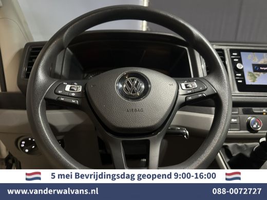 Volkswagen Crafter 2.0 TDI 140 pk Pick up Open laadbak Dubbele Cabine Euro6 Airco | 7-Zits | Navigatie | 2800kg Trek... ActivLease financial lease