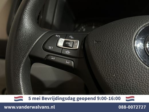 Volkswagen Crafter 2.0 TDI 140 pk Pick up Open laadbak Dubbele Cabine Euro6 Airco | 7-Zits | Navigatie | 2800kg Trek... ActivLease financial lease