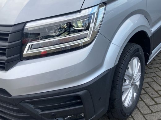 Volkswagen Crafter Volkswagen 2024 | 140 PK | Automaat | Geveerde bestuurdersstoel | Navigatie | Camera | Full LED ActivLease financial lease