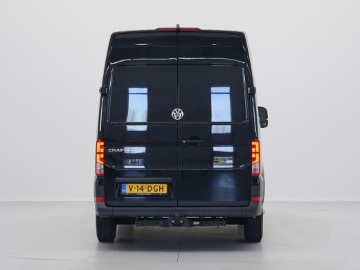 Volkswagen Crafter 30 2.0 TDI 140pk DSG L3H3 Highline Navi via App Camera Trekhaak Voorruitverwarming ActivLease financial lease