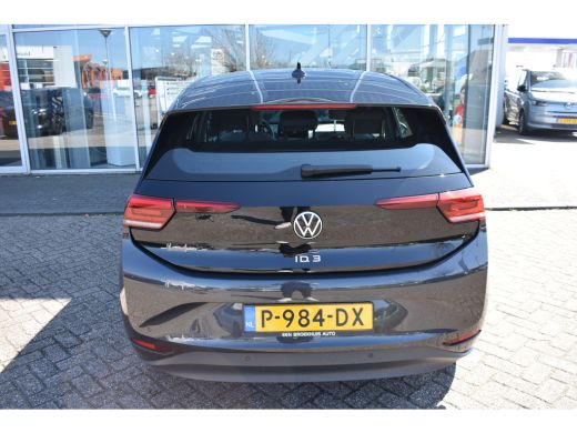 Volkswagen ID.3 Pro 58 kWh 204PK | CAMERA | NAVIGATIE | STOEL + STUURVERW. | 18 INCH ActivLease financial lease