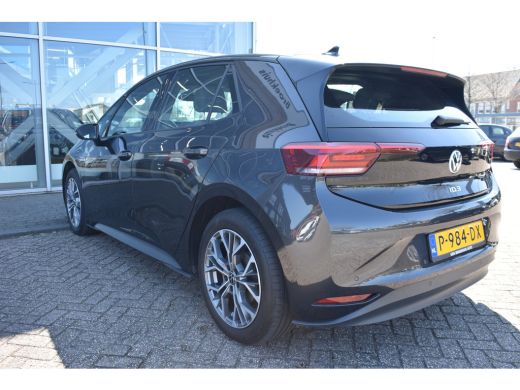 Volkswagen ID.3 Pro 58 kWh 204PK | CAMERA | NAVIGATIE | STOEL + STUURVERW. | 18 INCH ActivLease financial lease