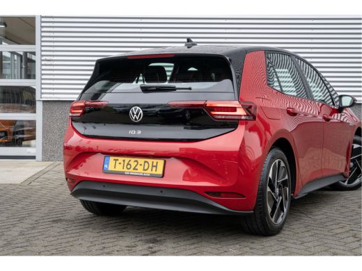 Volkswagen ID.3 Volkswagen Pure 45 kWh | Comfortpakket Plus| 18 inch | snelladen ActivLease financial lease