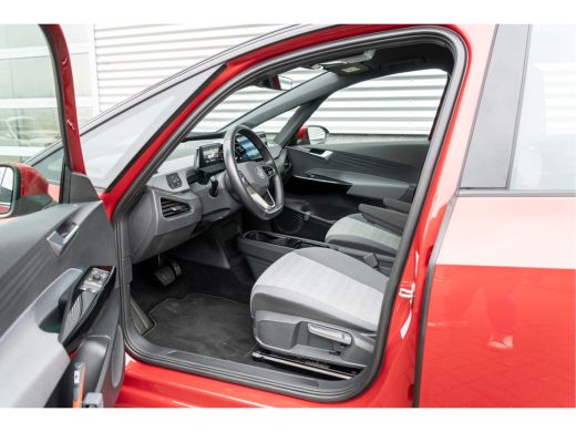 Volkswagen ID.3 Volkswagen Pure 45 kWh | Comfortpakket Plus| 18 inch | snelladen ActivLease financial lease