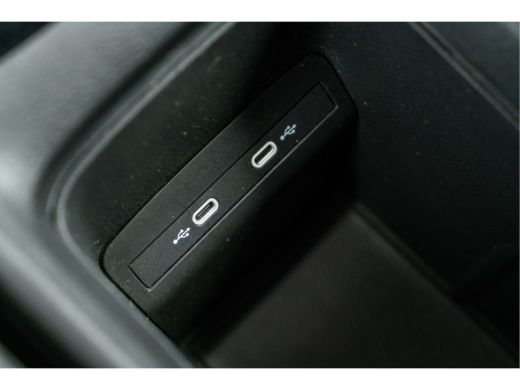 Volkswagen ID.3 Volkswagen Pure 45 kWh | Comfortpakket Plus| 18 inch | snelladen ActivLease financial lease