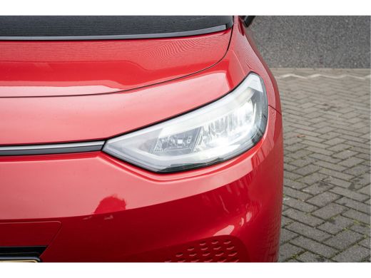 Volkswagen ID.3 Volkswagen Pure 45 kWh | Comfortpakket Plus| 18 inch | snelladen ActivLease financial lease