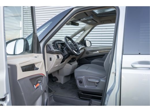 Volkswagen Multivan Volkswagen 1.4 eHybrid L2H1 Life Business | Trekhaak| Alarm| Pan-dak | 7 persoons| ActivLease financial lease