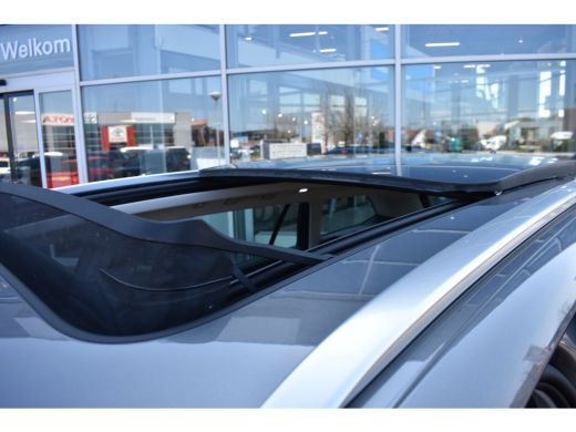 Volkswagen Passat Variant 1.5 eHybrid PHEV 204PK Elegance Business | PANORAMADAK | TREKHAAK ActivLease financial lease