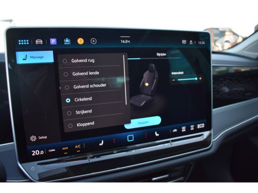 Volkswagen Passat Variant 1.5 eHybrid PHEV 204PK Elegance Business | PANORAMADAK | TREKHAAK ActivLease financial lease