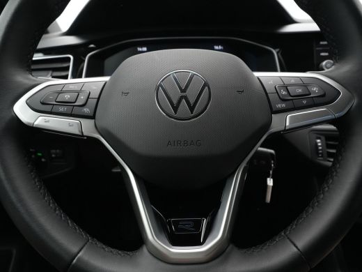 Volkswagen Polo 1.0 TSI 95pk DSG R-Line Navi via App Clima Pdc Acc 198 ActivLease financial lease